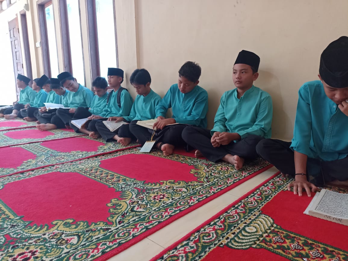 Semarak Kegiatan Pesantren Kilat Ramadhan 1446 H di MTsN 7 Kerinci Tahun 2025