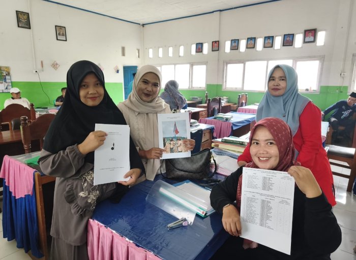 PTK MTsN 7 Kerinci Serahkan Dokumen Pendukung untuk Persiapan Akreditasi PTK MTsN 7 Kerinci Serahkan Dokumen Pendukung untuk Persiapan Akreditasi